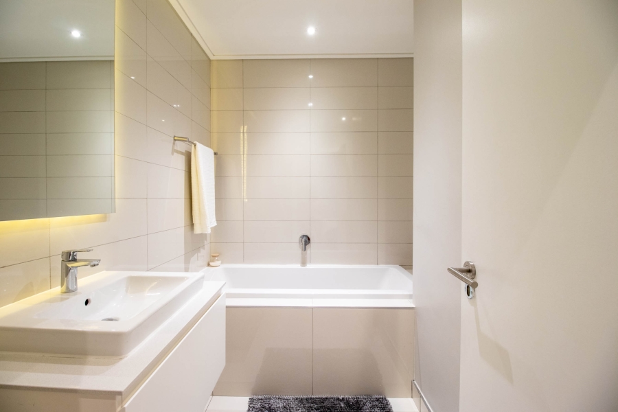 2 Bedroom Property for Sale in Cape Town City Centre Western Cape